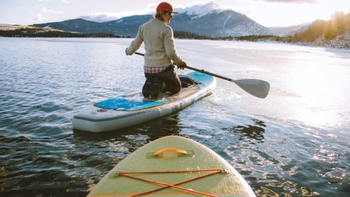 4-Incredible-Benefits-of-Using-an-Inflatable-Paddle-Board-on-contributionblog