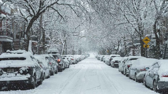 Why-You-Should-Dig-the-Car-out-Of-the-Snow-in-winter-on-contributionblog