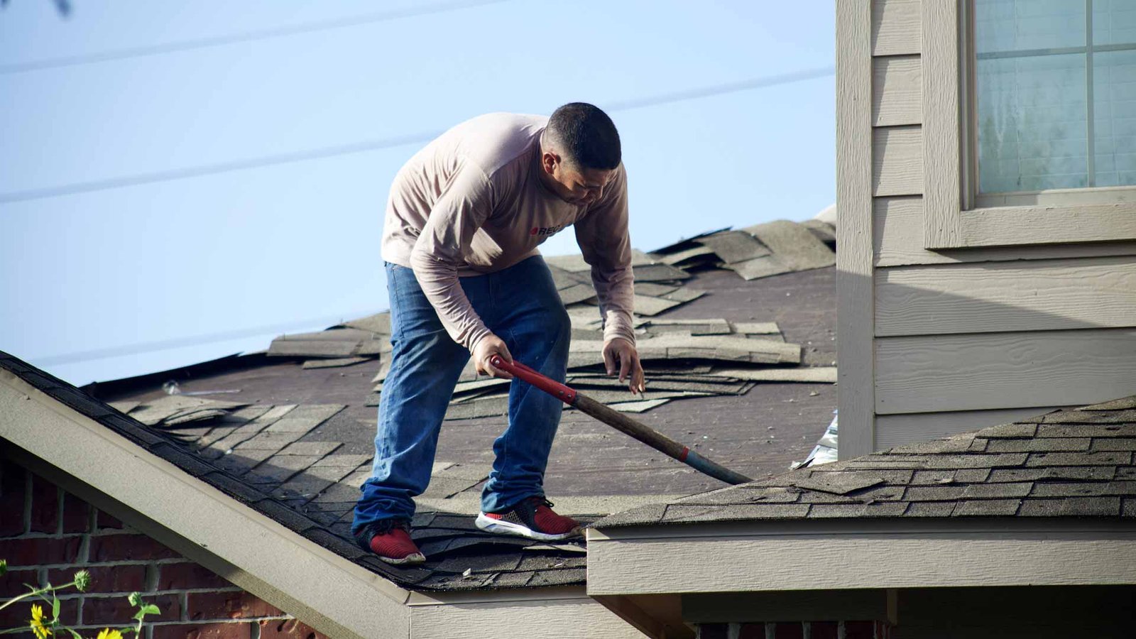 Free Roof Quote Service that Can Help You Get a Quote for a New Roof Fast