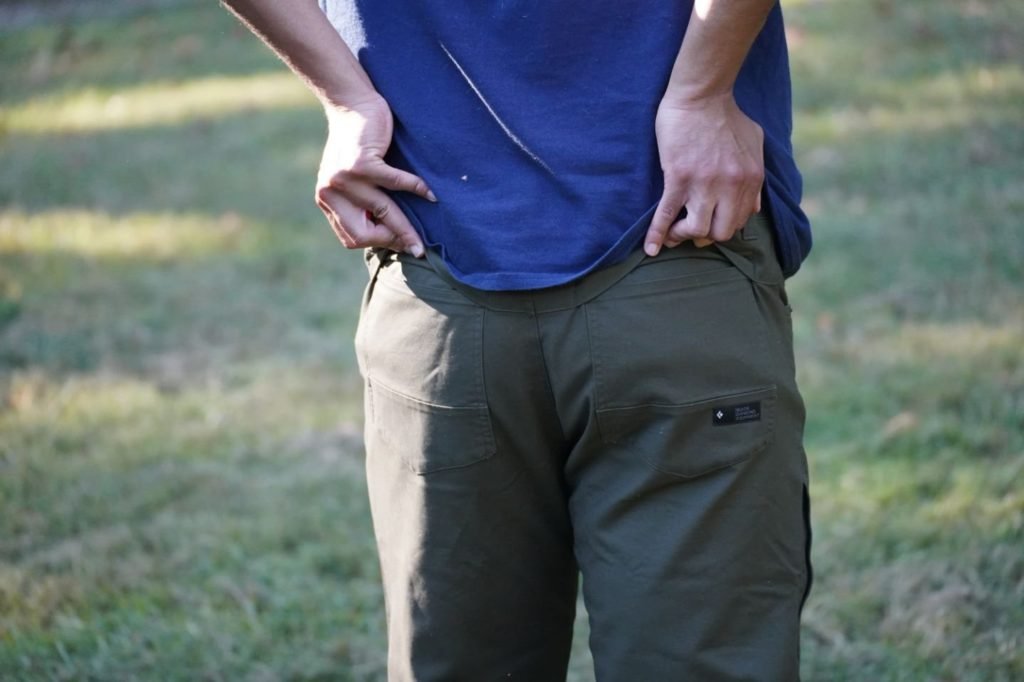 Hiking in Joggers: Can You Wear Jogging Pants on the Trail ...